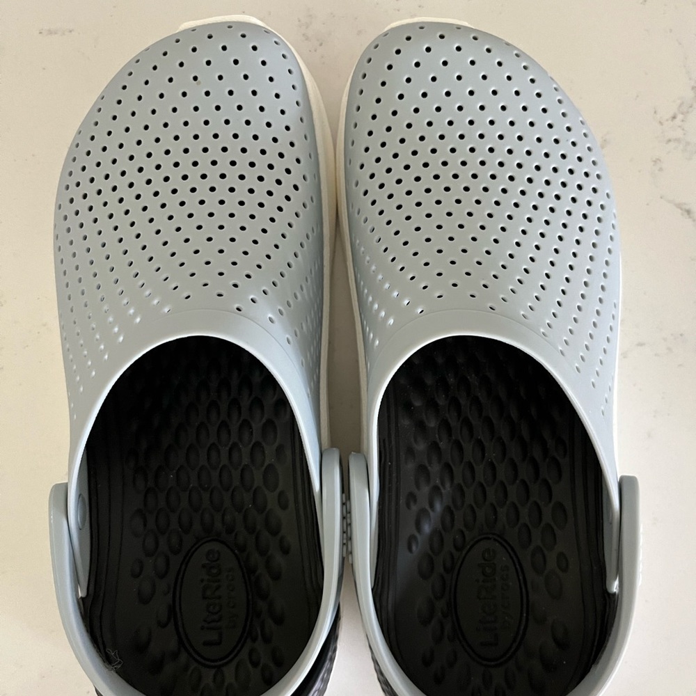 NWT CROCS Literide Gray Women’s 8 Men’s 6